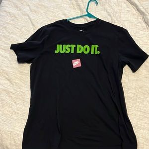 never worn tee shirt